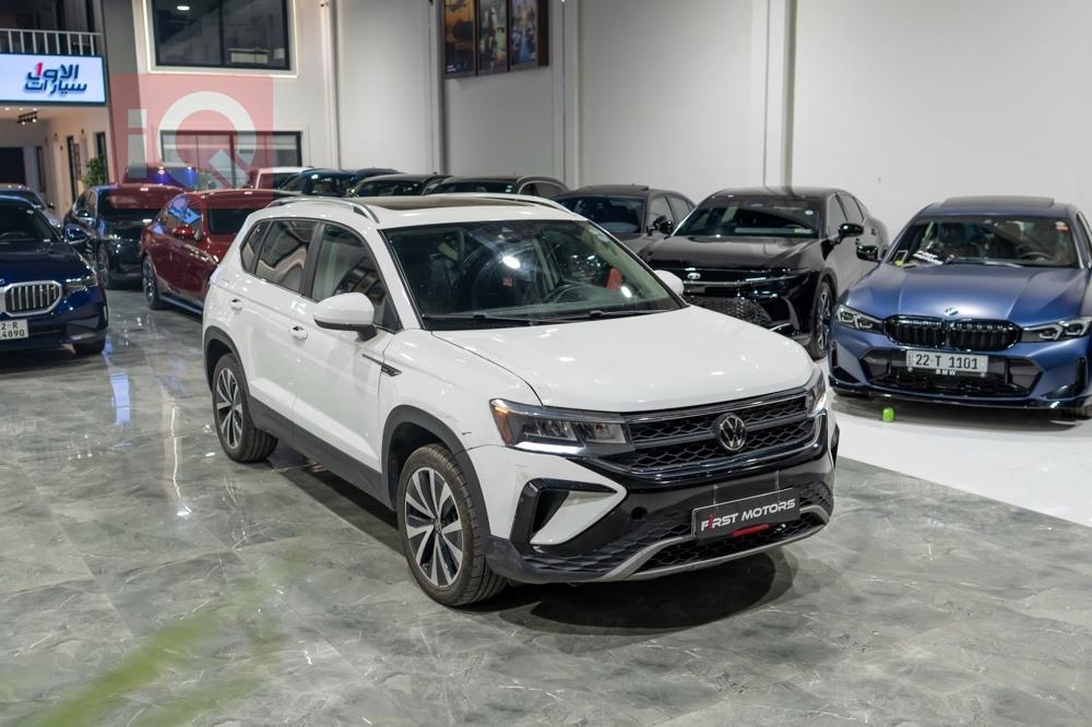 https://cdn.iqcars.io3873179d-b187-4a31-9bdc-0a74818bf853_0.jpg